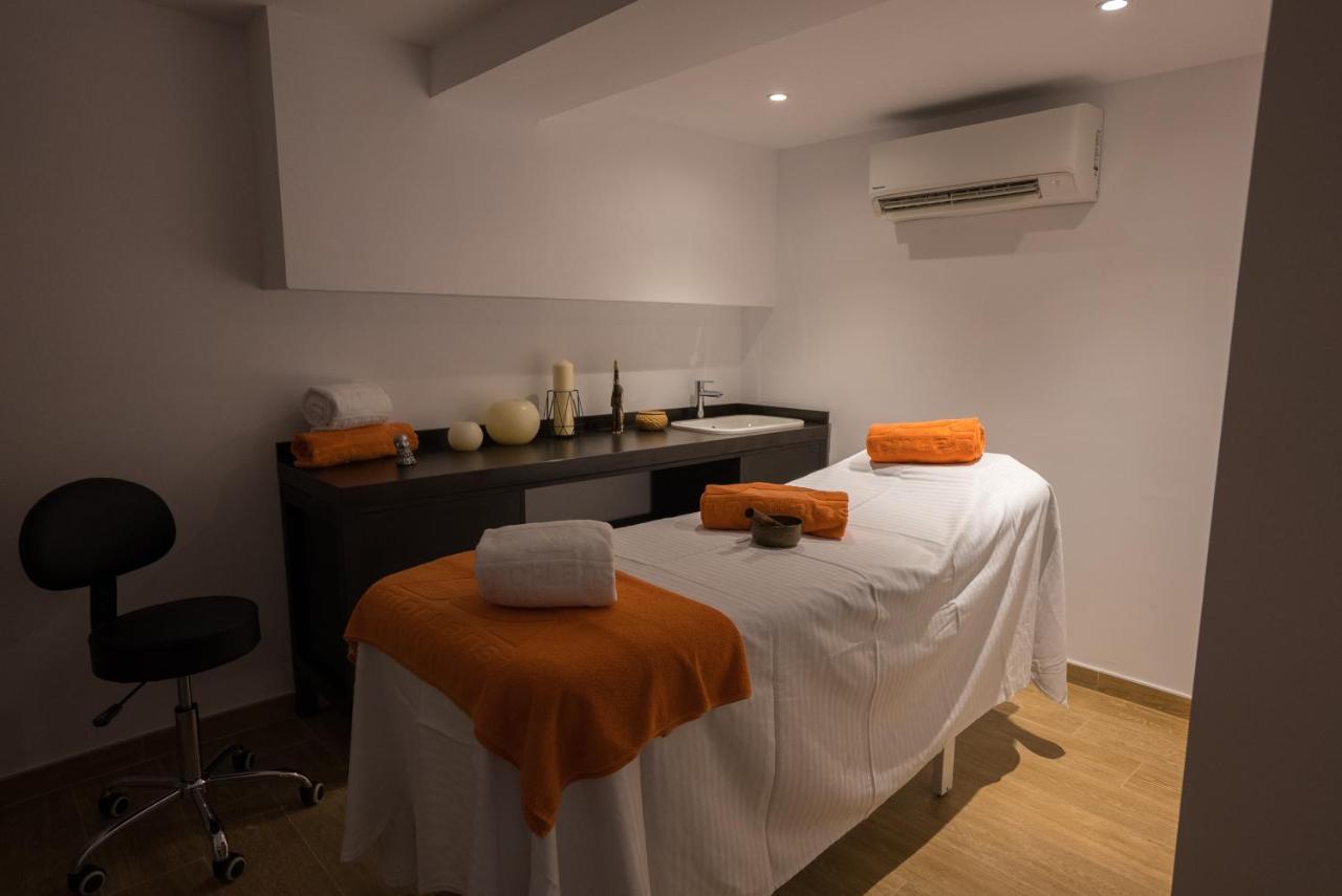 Hotel Morlans Suites - Adults Only Peguera Exterior photo